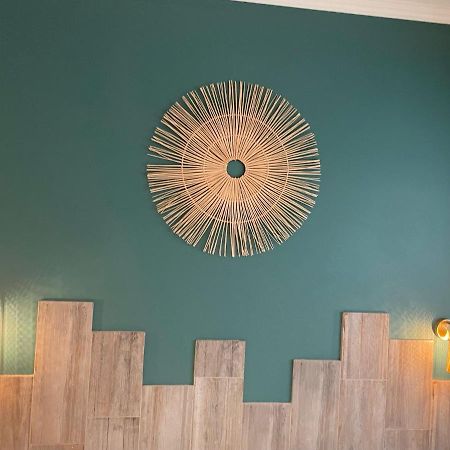 Au Tapis De Sable Hotel Saint-Cyr-sur-Mer Kültér fotó