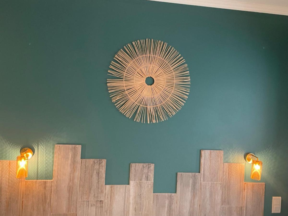 Au Tapis De Sable Hotel Saint-Cyr-sur-Mer Kültér fotó