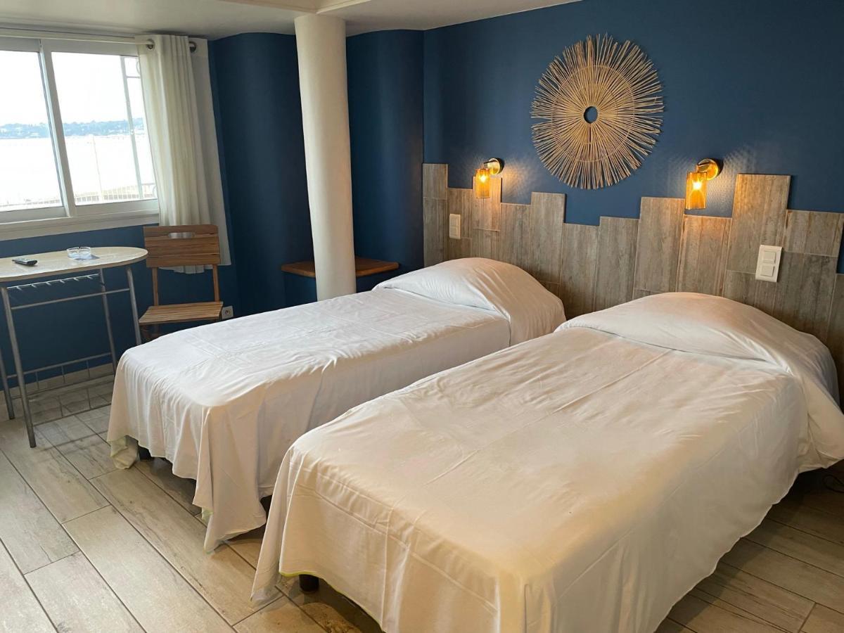 Au Tapis De Sable Hotel Saint-Cyr-sur-Mer Kültér fotó