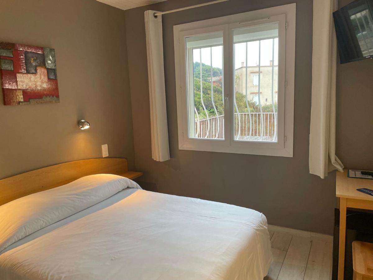Au Tapis De Sable Hotel Saint-Cyr-sur-Mer Kültér fotó