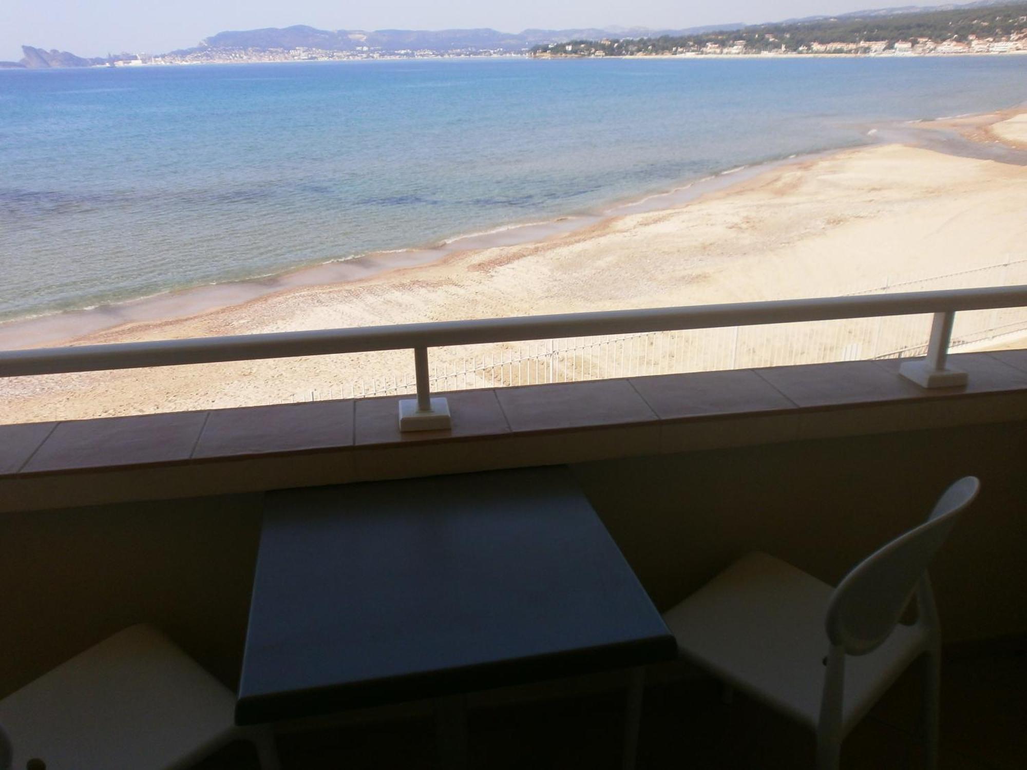 Au Tapis De Sable Hotel Saint-Cyr-sur-Mer Szoba fotó