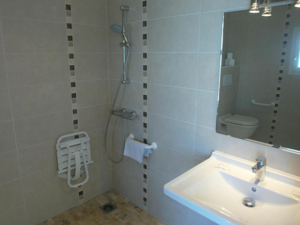 Au Tapis De Sable Hotel Saint-Cyr-sur-Mer Szoba fotó